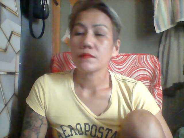 Rarra, live now on BongaCams
