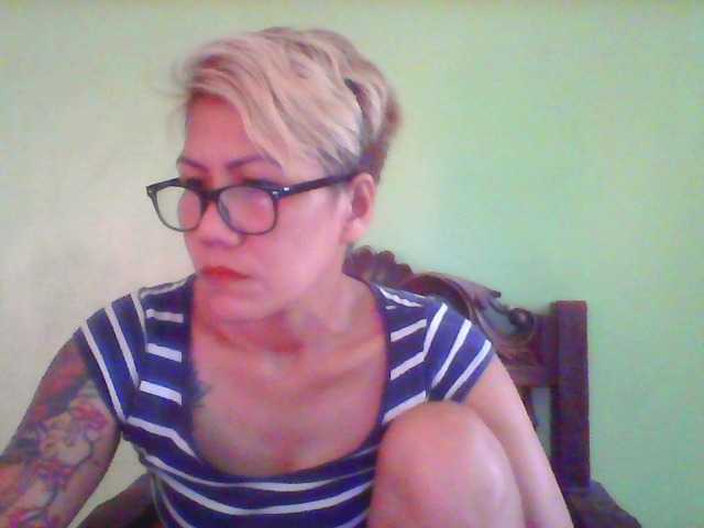 Rarra live cam on BongaCams