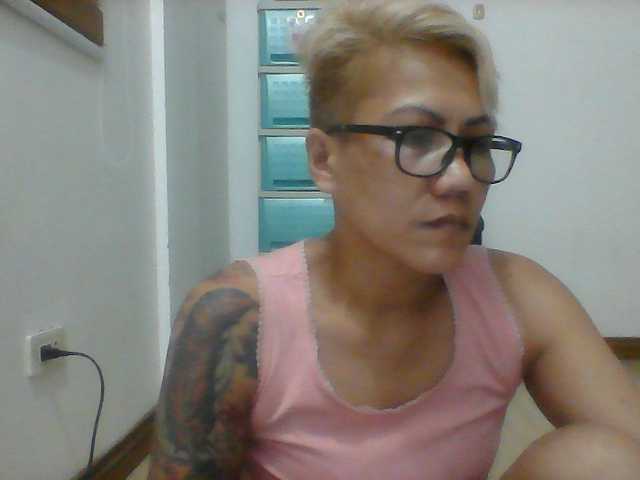 Rarra live cam on BongaCams