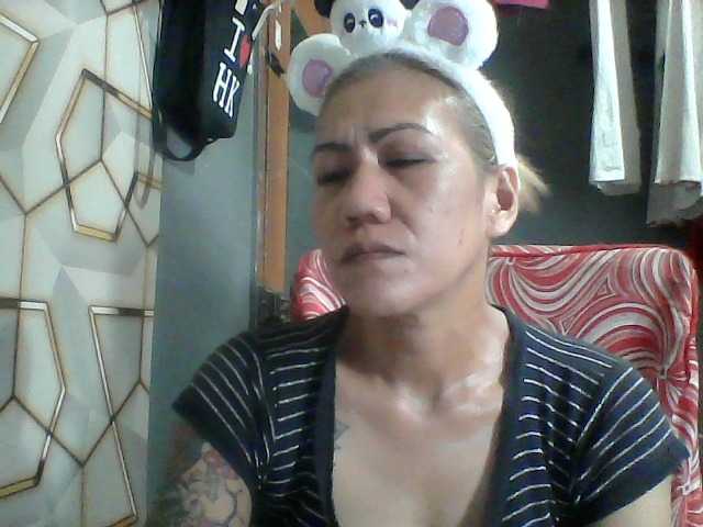 Rarra Live Cam on BongaCams