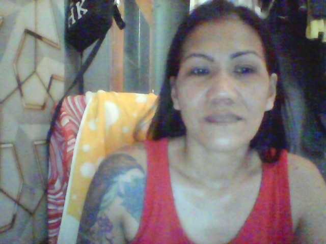 Rarra's BongaCams show and profile