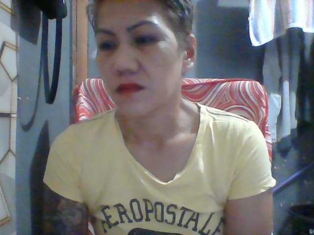Rarra, en directo ahora en BongaCams
