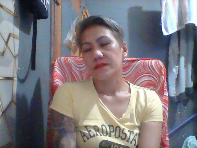 Rarra, live now on BongaCams