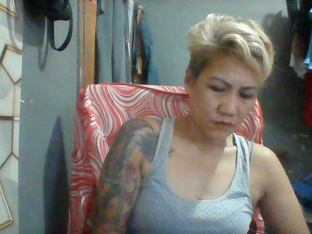 Rarra live cam on BongaCams
