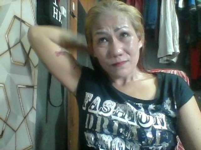 Rarra live cam on BongaCams
