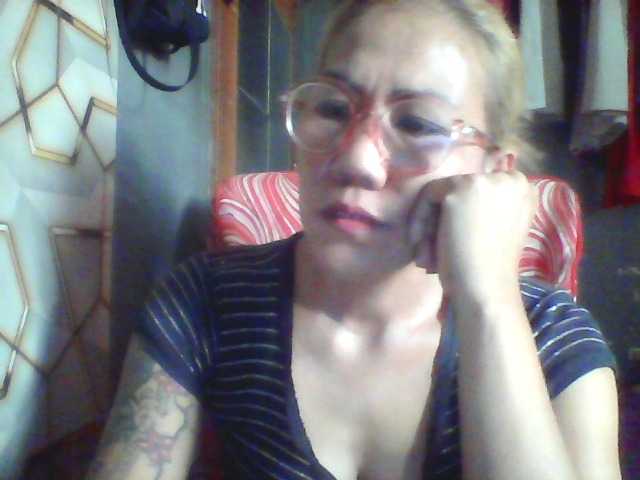 Rarra live cam on BongaCams