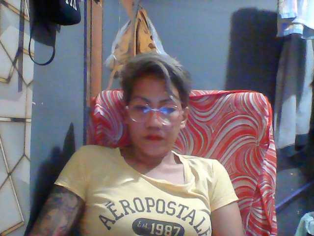 Rarra, en directo ahora en BongaCams