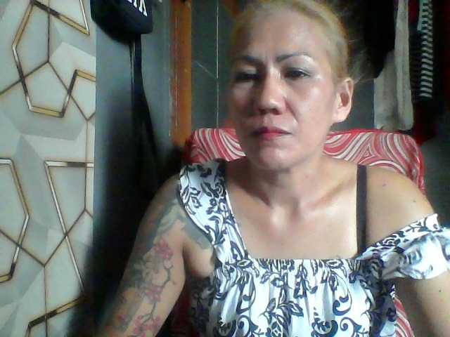 Rarra live cam on BongaCams