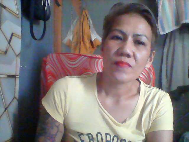 Rarra, live now on BongaCams