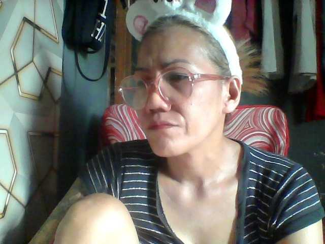 Rarra live cam on BongaCams