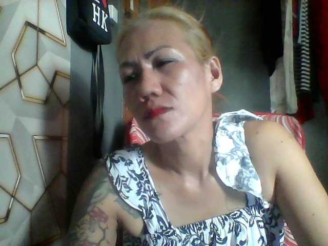Rarra live cam on BongaCams