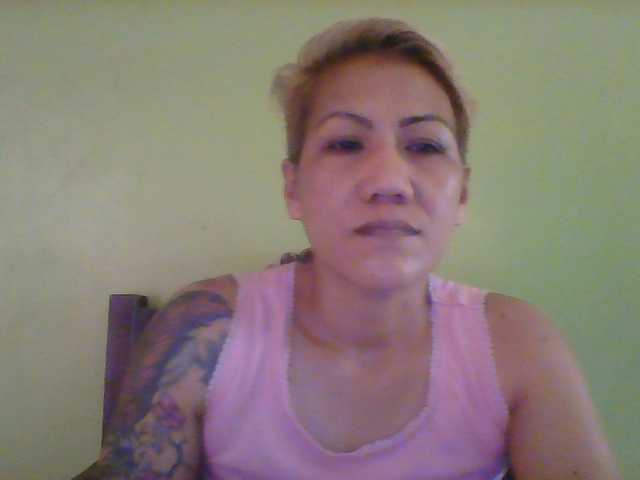 Rarra live cam on BongaCams