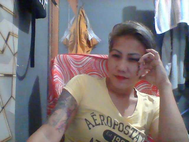 Rarra, live now on BongaCams