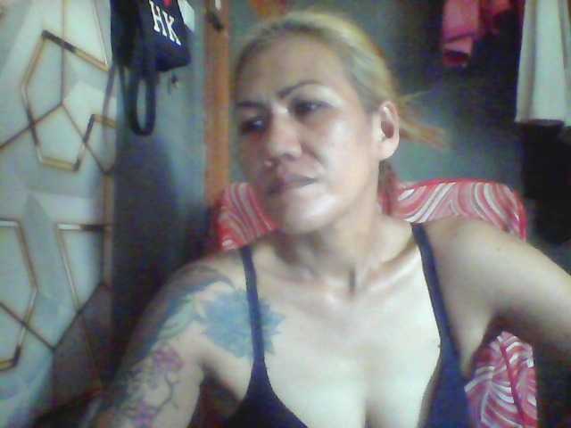 Rarra live cam on BongaCams