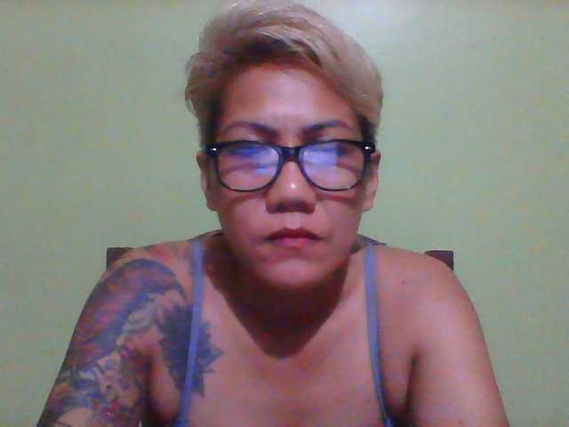 Rarra live cam on BongaCams