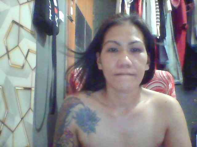 Rarra Live Webcam on BongaCams