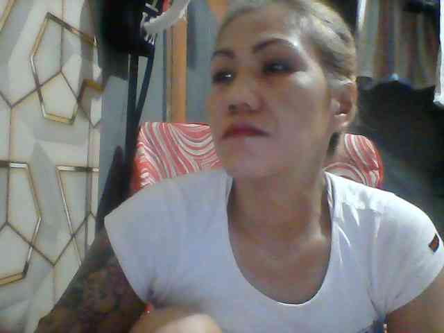 Rarra Live Webcam on BongaCams