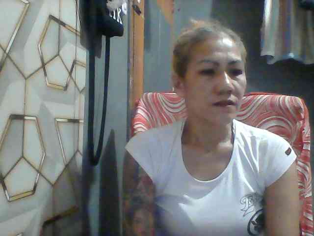 Rarra Live Webcam on BongaCams