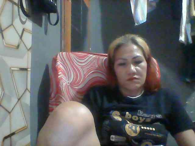 Rarra Live Webcam on BongaCams