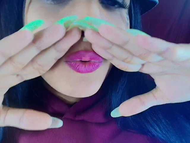 mommyjeva live cam on BongaCams