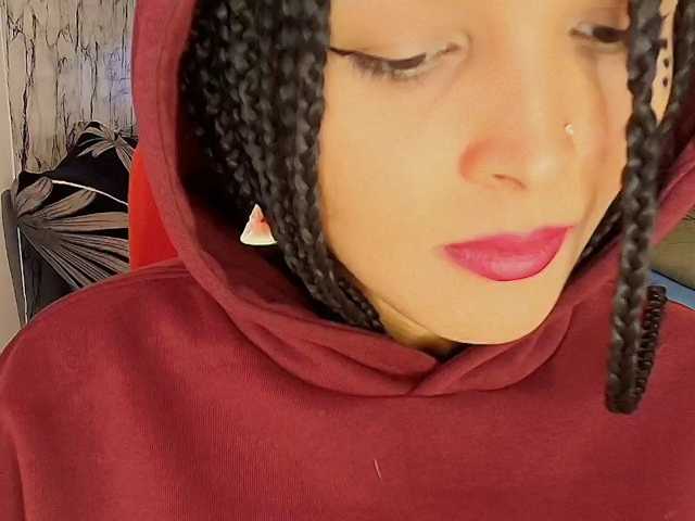 mommyjeva live cam on BongaCams