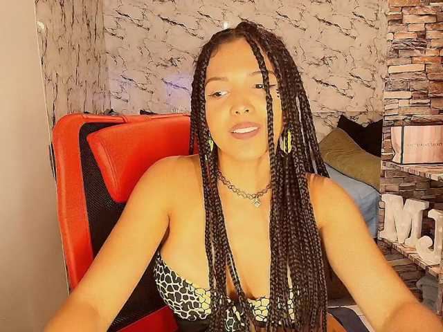 mommyjeva live cam on BongaCams