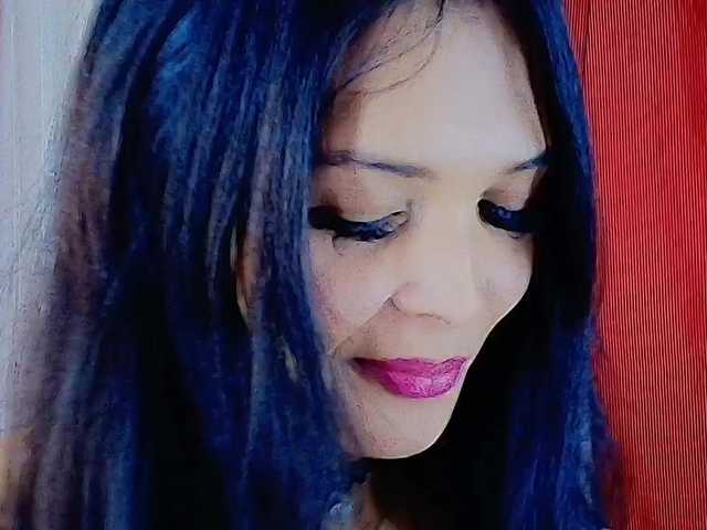 mommyjeva live cam on BongaCams