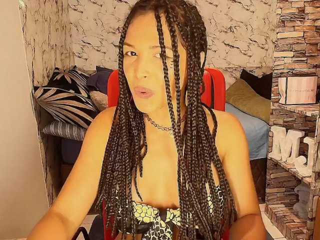 mommyjeva live cam on BongaCams