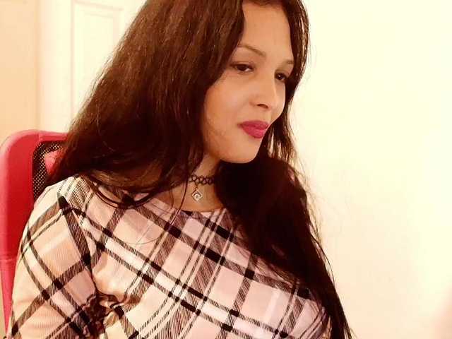 mommyjeva live cam on BongaCams