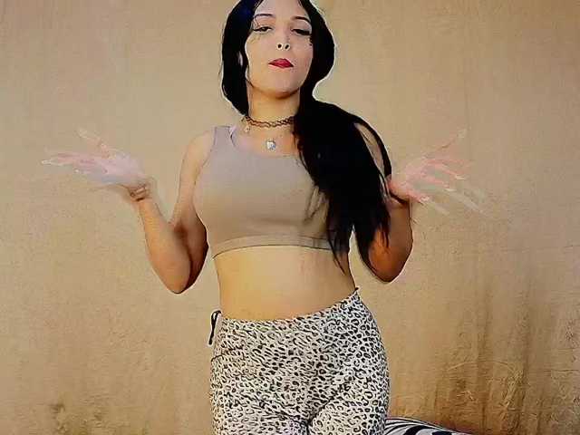 mommyjeva live cam on BongaCams