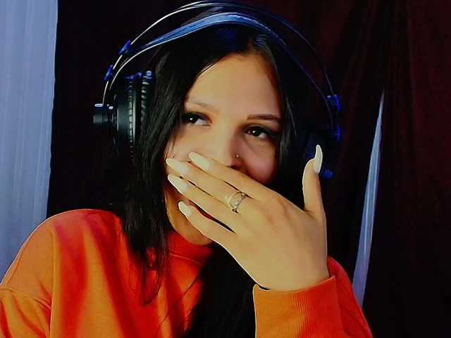 mommyjeva live cam on BongaCams