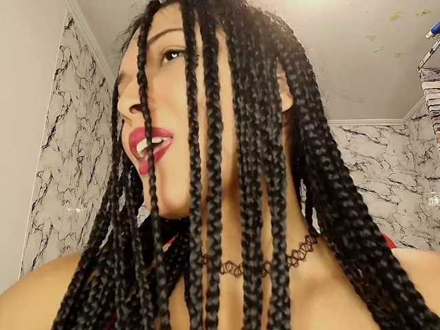 mommyjeva live cam on BongaCams
