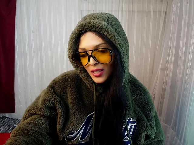 mommyjeva live cam on BongaCams