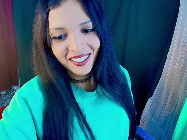 mommyjeva live cam on BongaCams