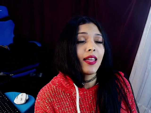 mommyjeva live cam on BongaCams