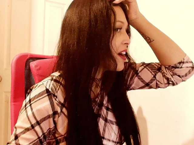 mommyjeva live cam on BongaCams