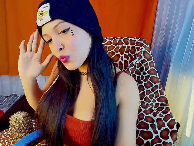 mommyjeva live cam on BongaCams