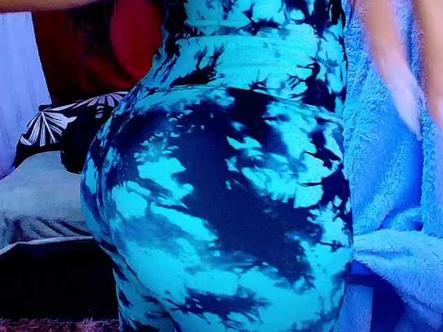mommyjeva live cam on BongaCams