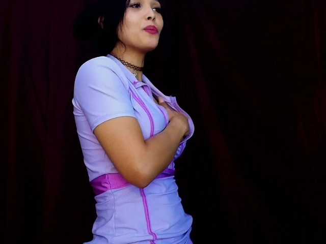 mommyjeva live cam on BongaCams