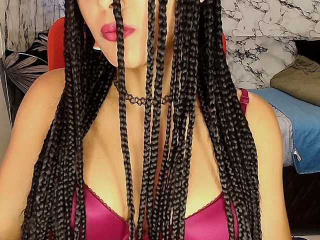 mommyjeva live cam on BongaCams