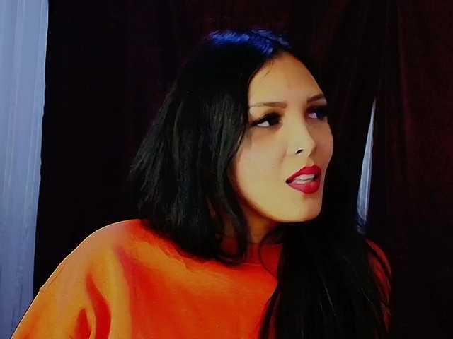 mommyjeva live cam on BongaCams