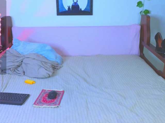 BladeNeon live cam on BongaCams