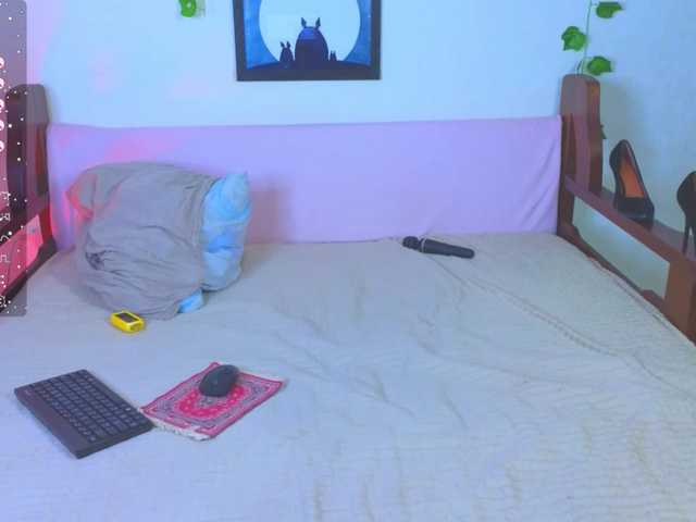BladeNeon live cam on BongaCams
