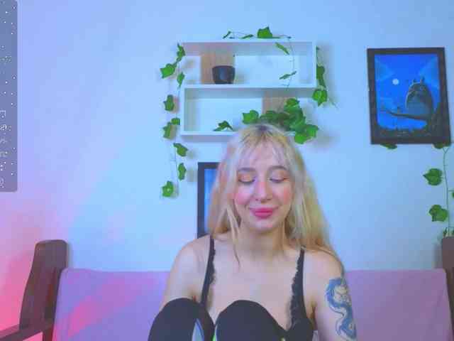BladeNeon webcam