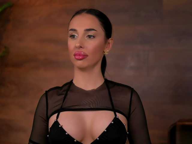 Sex chat gratuit in direct cu KairaAndrews pe BongaCams