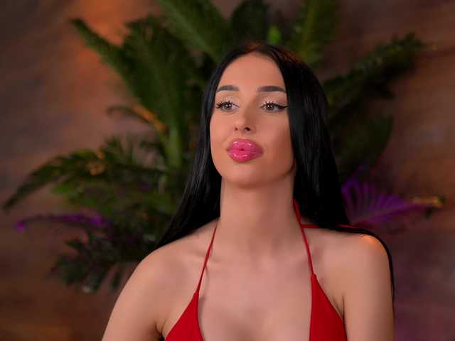 Sex chat gratuit in direct cu KairaAndrews pe BongaCams