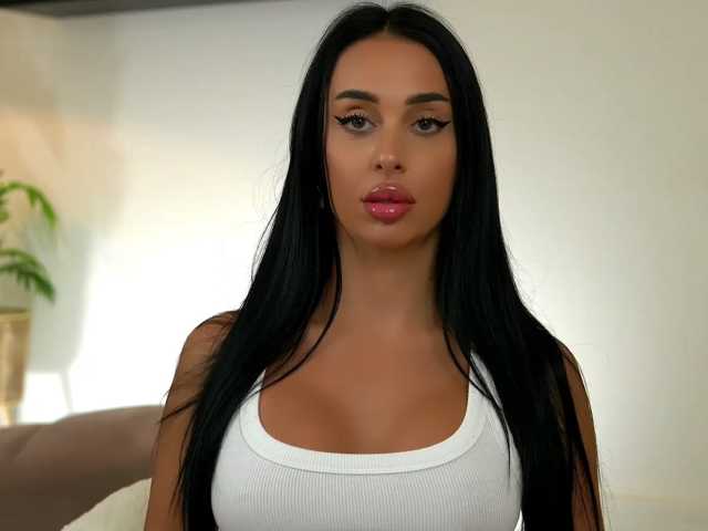 KairaAndrews live cam preview