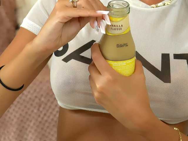 Sex chat gratuit in direct cu KairaAndrews pe BongaCams
