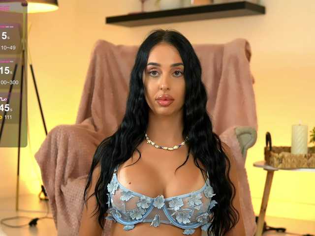 Sex chat gratuit in direct cu KairaAndrews pe BongaCams
