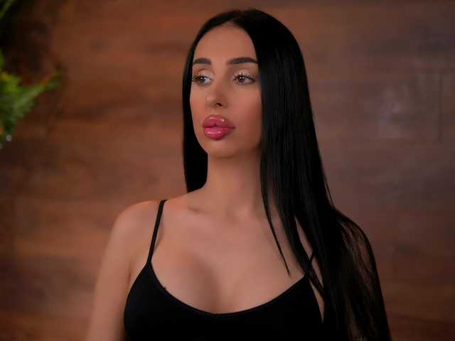 KairaAndrews's BongaCams show and profile